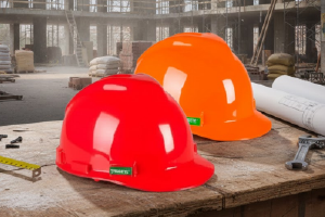 Casco minero amarillo con linterna y logo MR